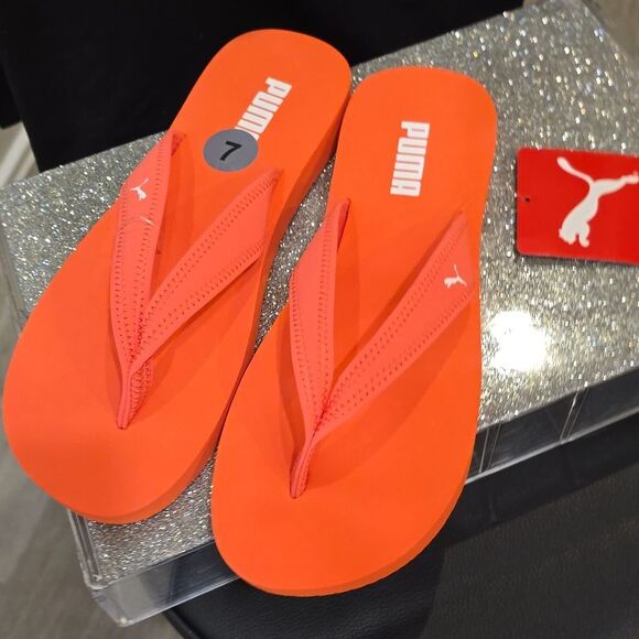 Puma Sandy Flip-Flop Sandals- Peach Frost - Picture 8 of 10